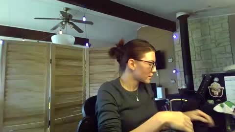 Snapshot of itsmesophie_x chatting on November 6, 2025, 5:14 pm ItsMeSophie X online show from November 6, 2025, 5:14 pm
