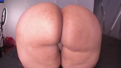 Moon online show from April 30, 2026, 8:57 pm
