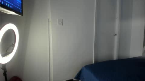 Moon online show from June 1, 2026, 6:09 pm