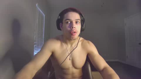 Snapshot of itstarzan chatting on December 10, 2024, 8:27 pm TARZAN online show from December 10, 2024, 8:27 pm