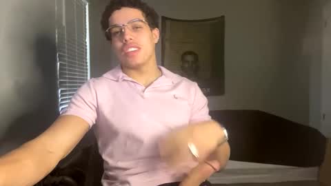 Snapshot of itstarzan chatting on February 15, 2025, 5:39 pm TARZAN online show from February 15, 2025, 5:39 pm