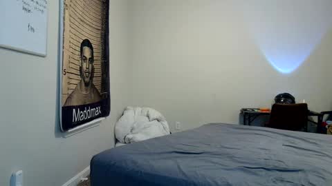 Snapshot of itstarzan chatting on October 8, 2025, 12:19 am TARZAN online show from October 8, 2025, 12:19 am