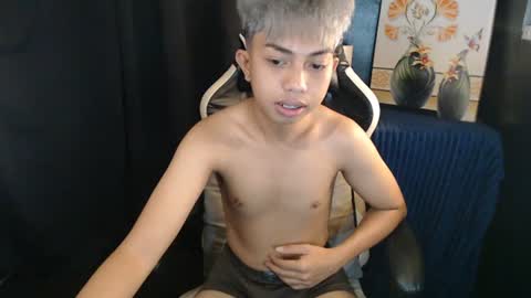 Snapshot of itsyourcummerboy_xx chatting on June 14, 2026, 8:49 am Kyle online show from June 14, 2026, 8:49 am