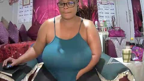 itumeleng74 online show from April 24, 2026, 5:43 am