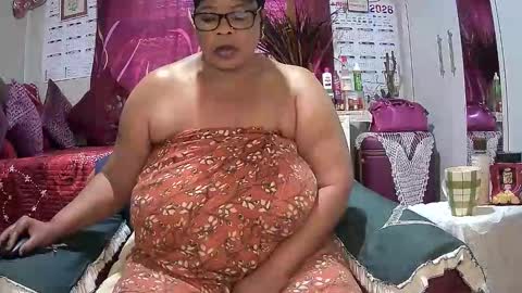 Snapshot of itumeleng74 chatting on May 4, 2026, 6:42 am itumeleng74 online show from May 4, 2026, 6:42 am