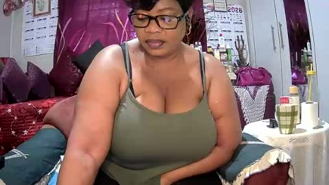 Snapshot of itumeleng74 chatting on July 15, 2026, 6:18 am itumeleng74 online show from July 15, 2026, 6:18 am