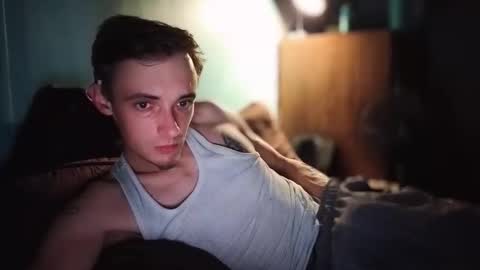 itzd123 online show from May 22, 2026, 4:52 am