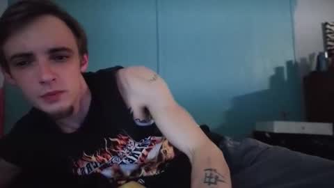 itzd123 online show from June 7, 2026, 4:11 pm