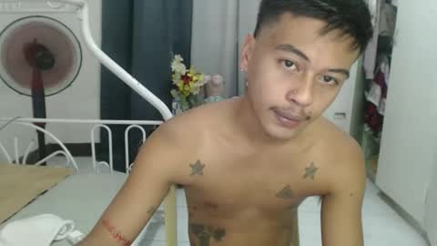 Snapshot of itzme_jhonfred chatting on May 5, 2026, 7:38 am Jhonfred online show from May 5, 2026, 7:38 am