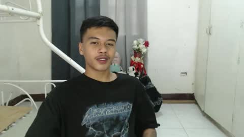 Snapshot of itzme_jhonfred chatting on May 9, 2026, 6:40 am Jhonfred online show from May 9, 2026, 6:40 am