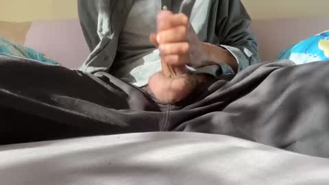 Snapshot of iuuuf2 chatting on January 15, 2025, 10:49 am Iuuuf2 or Samel online show from January 15, 2025, 10:49 am