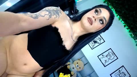 y  online show from January 3, 2025, 10:09 am