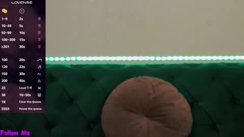 Snapshot of ivanacharm chatting on October 14, 2025, 3:18 am ivanacharm online show from October 14, 2025, 3:18 am