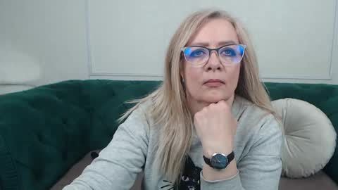 ivanacharm online show from May 3, 2026, 3:12 am