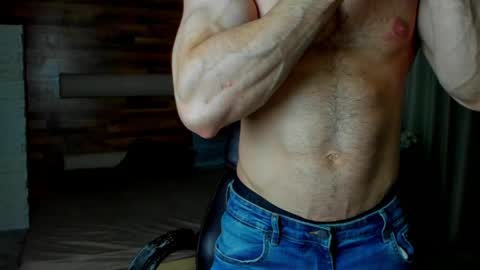 Snapshot of ivanhydee chatting on May 21, 2026, 4:30 am IvanHydee online show from May 21, 2026, 4:30 am