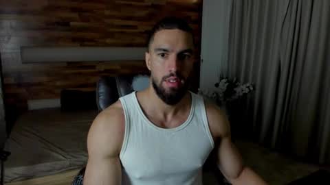 Snapshot of ivanhydee chatting on July 23, 2026, 4:32 am IvanHydee online show from July 23, 2026, 4:32 am