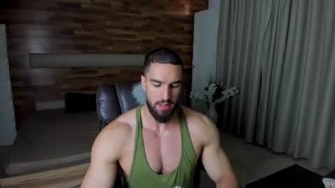 Snapshot of ivanhydee chatting on July 29, 2026, 4:32 am IvanHydee online show from July 29, 2026, 4:32 am