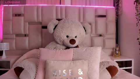 Ivanna West online show from June 7, 2026, 3:21 am