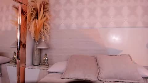 Snapshot of ivannaanggel chatting on July 29, 2026, 12:36 pm Ivannaanggel online show from July 29, 2026, 12:36 pm