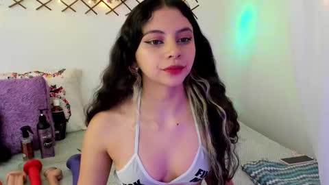 Ivanna online show from November 25, 2025, 4:51 pm