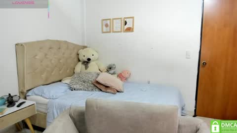 Snapshot of ivet_cute1 chatting on June 28, 2026, 2:01 pm ivet online show from June 28, 2026, 2:01 pm