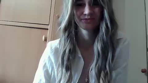 ivetta911 online show from November 15, 2025, 8:11 am