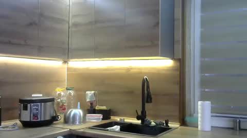 IrennaSplash online show from February 14, 2025, 3:22 am