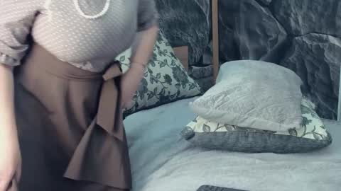 IrennaSplash online show from December 2, 2025, 6:08 am