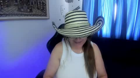 Snapshot of ivette_shaira chatting on May 3, 2026, 2:12 pm IVETTE online show from May 3, 2026, 2:12 pm