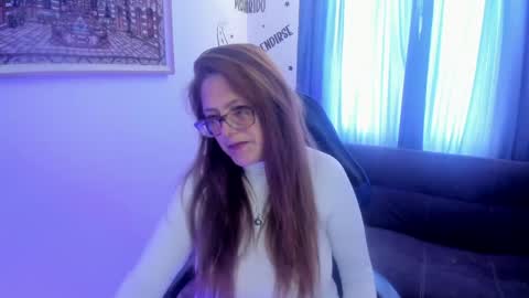 Snapshot of ivette_shaira chatting on May 24, 2026, 4:34 pm IVETTE online show from May 24, 2026, 4:34 pm