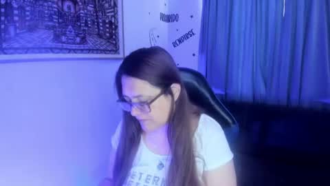 Snapshot of ivette_shaira chatting on July 5, 2026, 12:56 pm IVETTE online show from July 5, 2026, 12:56 pm