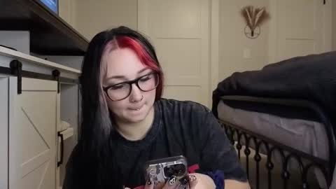 Snapshot of iveyjade33 chatting on October 21, 2025, 4:57 am ivey jade online show from October 21, 2025, 4:57 am