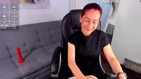 Snapshot of ivone_adams chatting on May 30, 2026, 9:01 pm Ivone Adams online show from May 30, 2026, 9:01 pm