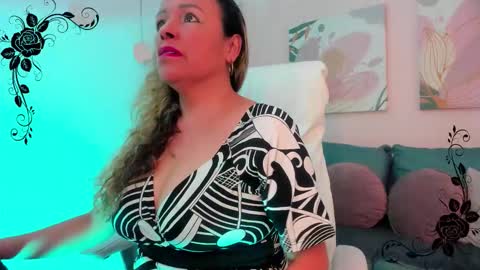 Ivonne online show from February 23, 2026, 12:57 pm