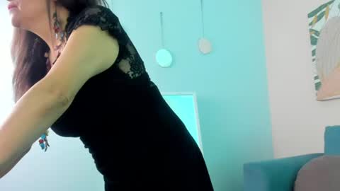 Snapshot of ivonne_4 chatting on June 12, 2026, 1:32 pm Ivonne online show from June 12, 2026, 1:32 pm