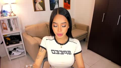 kirstenelsie online show from February 18, 2025, 12:37 am