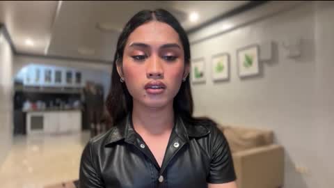 kirstenelsie online show from October 8, 2025, 6:16 pm