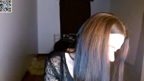 Lana online show from April 30, 2026, 9:08 pm