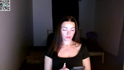 Lana online show from May 1, 2026, 8:57 pm