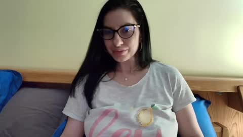 Ivory online show from January 10, 2025, 5:13 pm