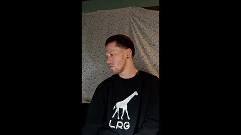 Snapshot of ivoryshaft0824 chatting on December 15, 2025, 5:12 am ivoryshaft0824 online show from December 15, 2025, 5:12 am