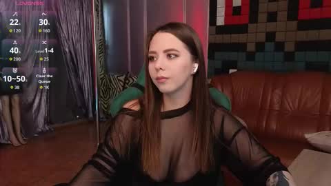 Snapshot of ivorywood_ chatting on September 28, 2025, 10:31 am ivorywood_ online show from September 28, 2025, 10:31 am