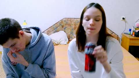 Snapshot of ivy__lester chatting on February 27, 2025, 3:15 pm Ivy and Lester online show from February 27, 2025, 3:15 pm