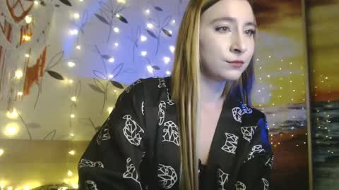 Ivy online show from February 10, 2025, 10:51 pm