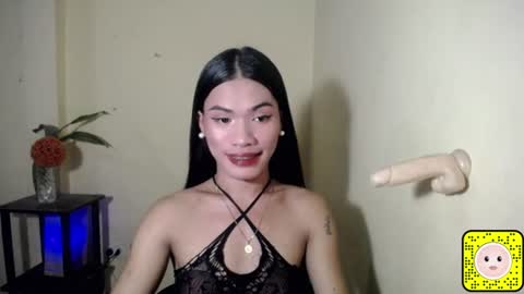 Snapshot of ivy_moorexoxo chatting on June 23, 2026, 12:14 pm Ivy online show from June 23, 2026, 12:14 pm