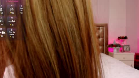 Snapshot of ivy_myaa chatting on December 15, 2024, 8:25 pm Ivy Myaa online show from December 15, 2024, 8:25 pm