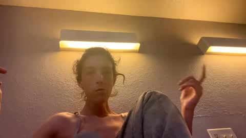 ivy_rose90 online show from August 1, 2026, 3:50 am