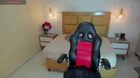 Snapshot of ivy_rosse7 chatting on May 6, 2026, 12:21 pm IVY online show from May 6, 2026, 12:21 pm