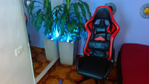 ivy_scorpio online show from October 4, 2025, 6:22 am