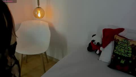 Ivy  online show from December 23, 2025, 11:08 am